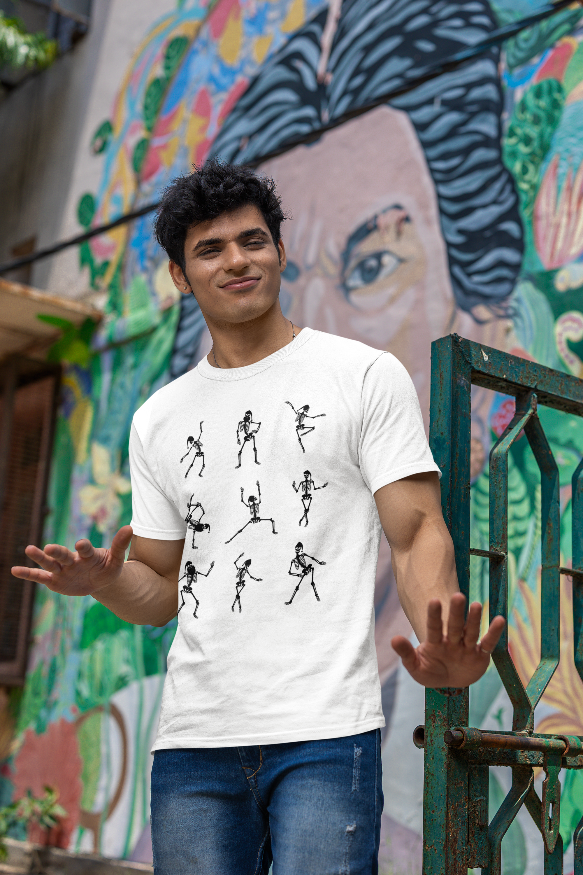 Statue Strength Regular Fit T-Shirt - Green Cotton